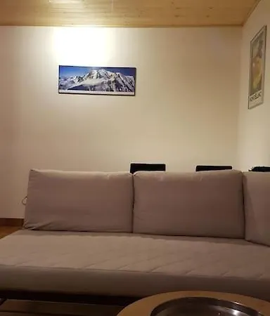 Les Dents Blanches - Samoeens Centre サモエンヌ